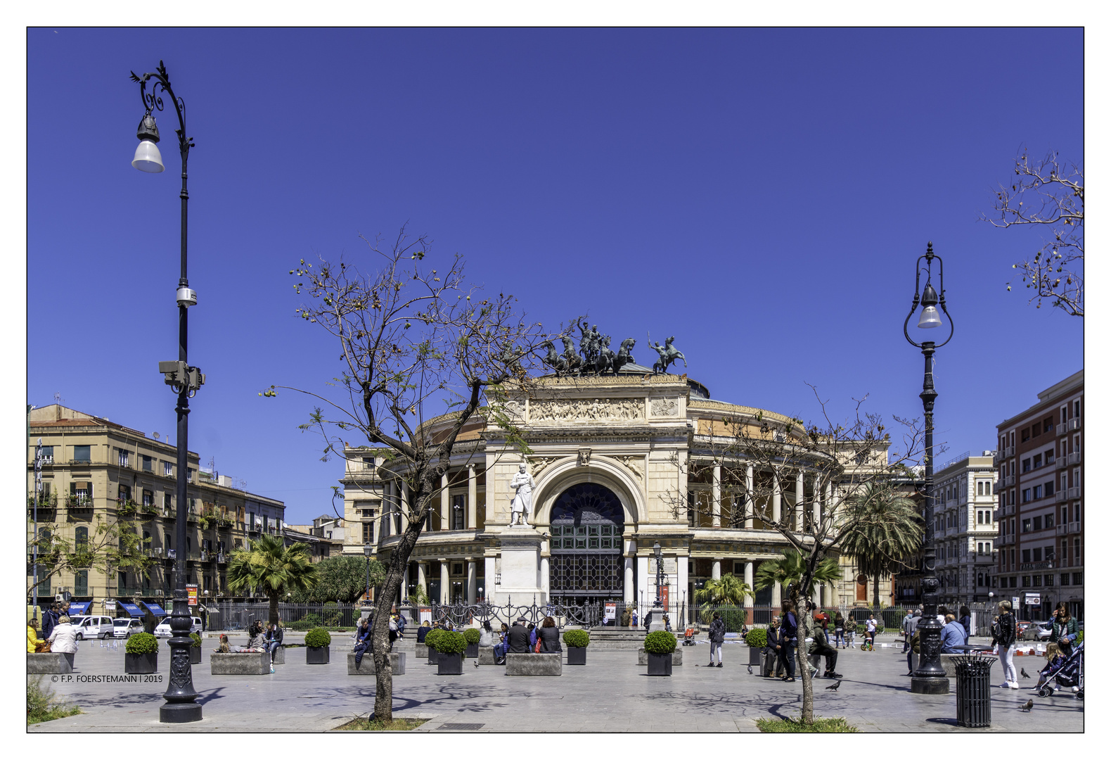 Das Teatro Politeama Garibaldi