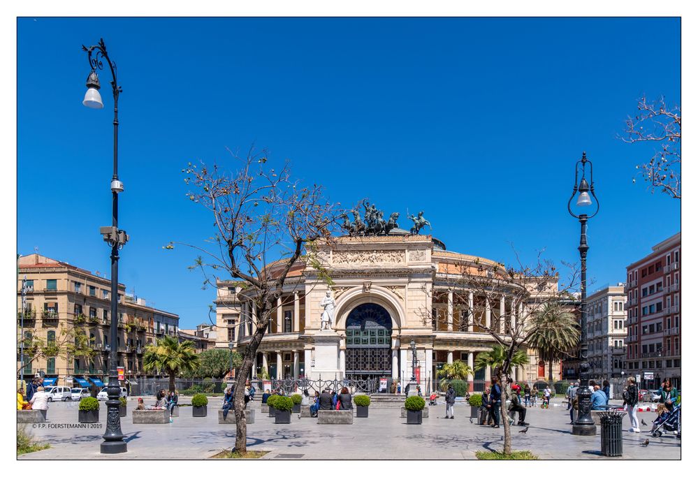 Das Teatro Politeama Garibaldi