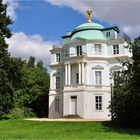 Das Teehaus Belvedere im Schlosspark..........