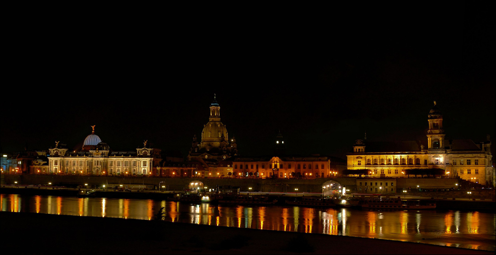 Das Terrassenufer Dresden ...,