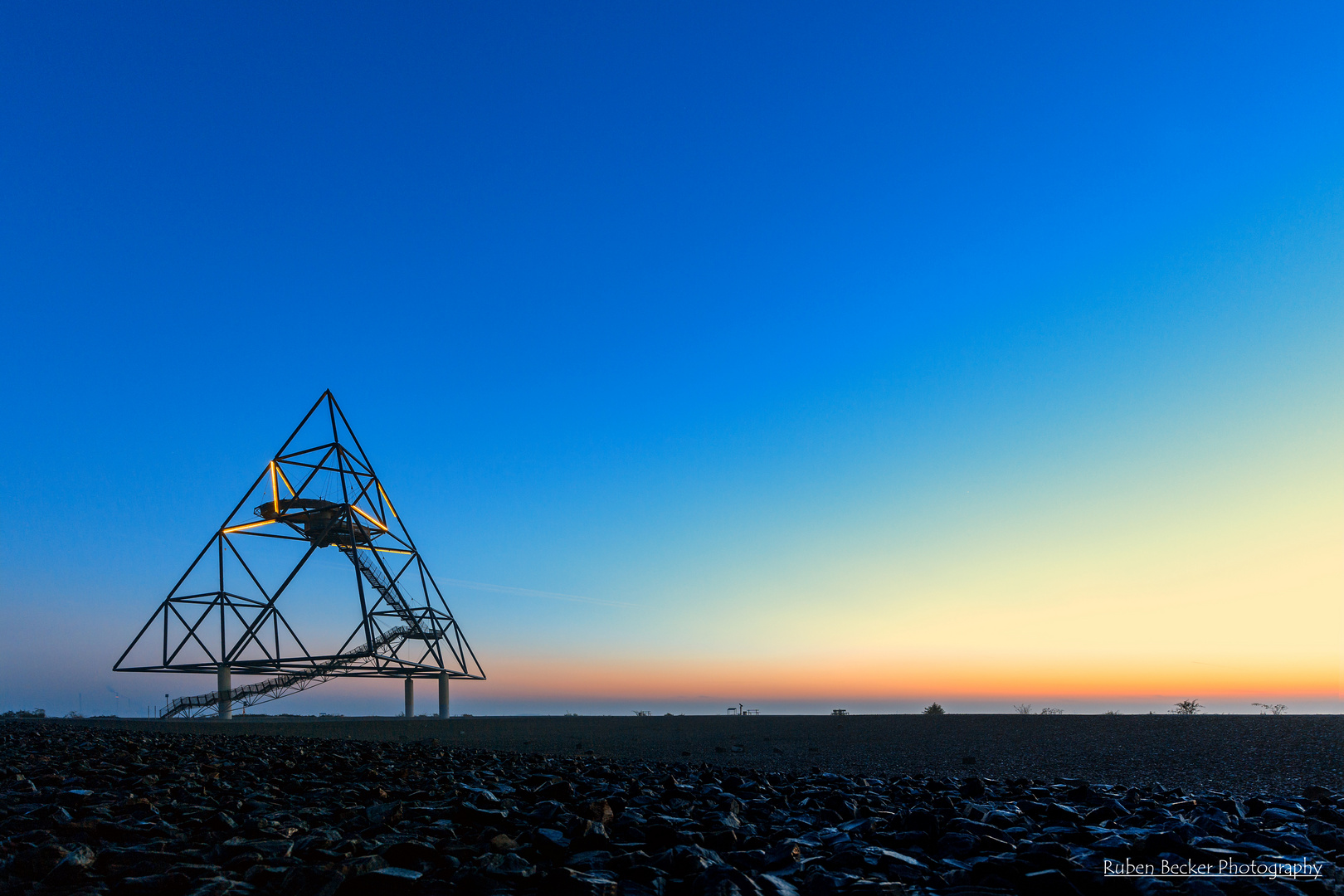 Das Tetraeder am frühen Morgen