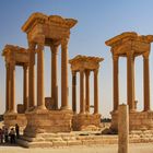 Das Tetrapylon in Palmyra (Aufnahme von 2009)...