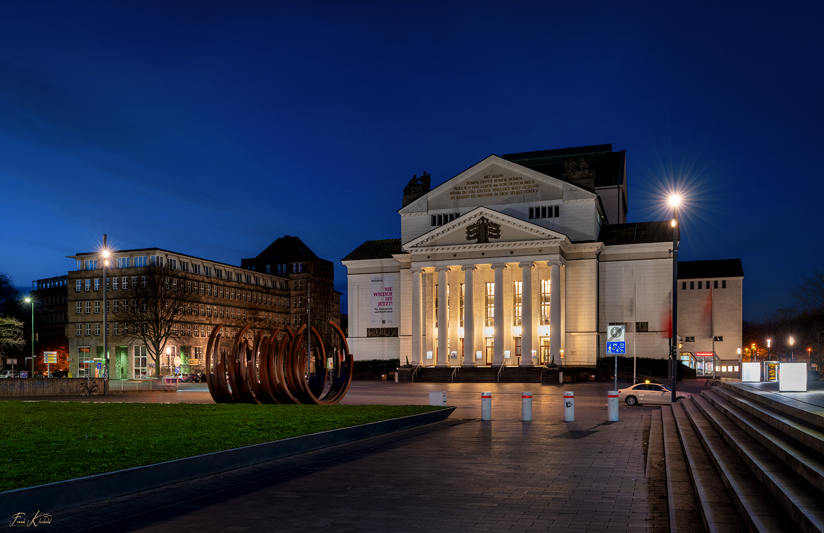 Das Theater mit dem Taxi......