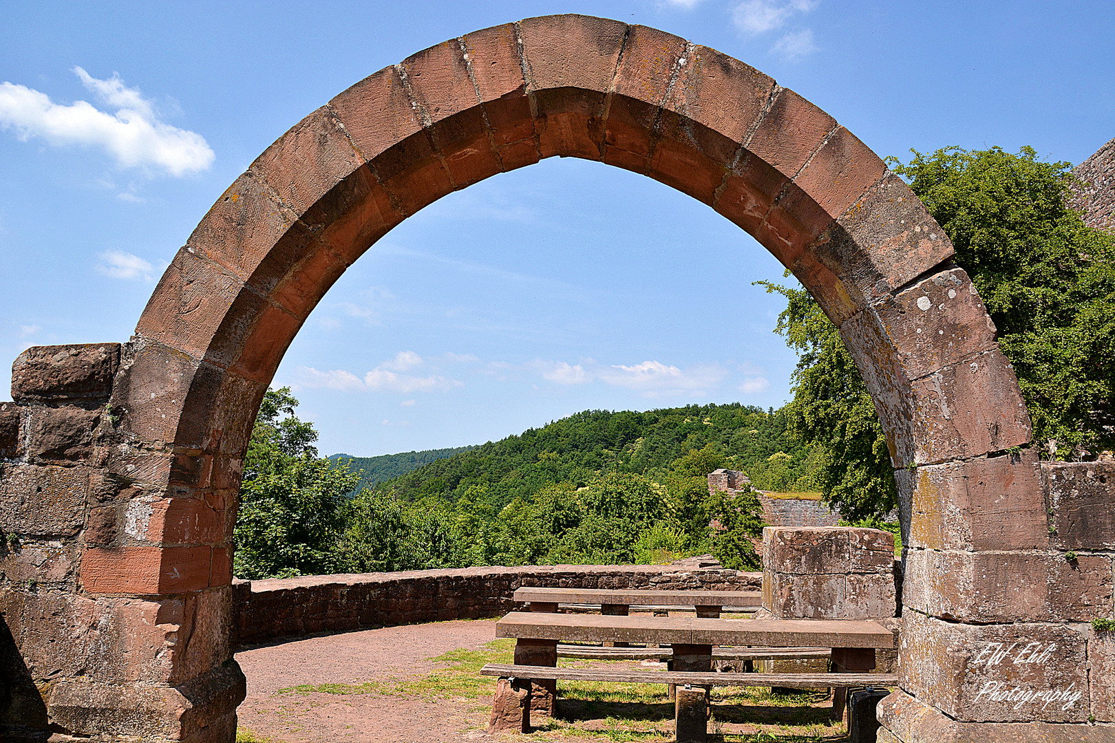 Das Tor zur Madenburg