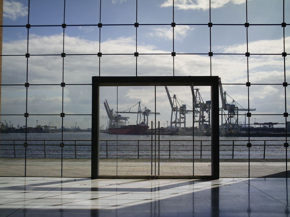 Das Tor zur Welt - Hafen Hamburg Foto & Bild  industrie und technik, industrie & landschaft 