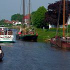 das Touristenboot ergreift die Flucht...