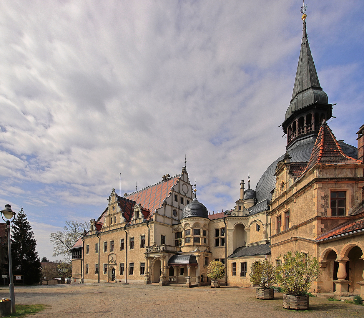 ...das Traumschloss Schönfeld...