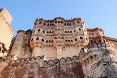 Das trutzige Fort Meherangarh in Jodhpur