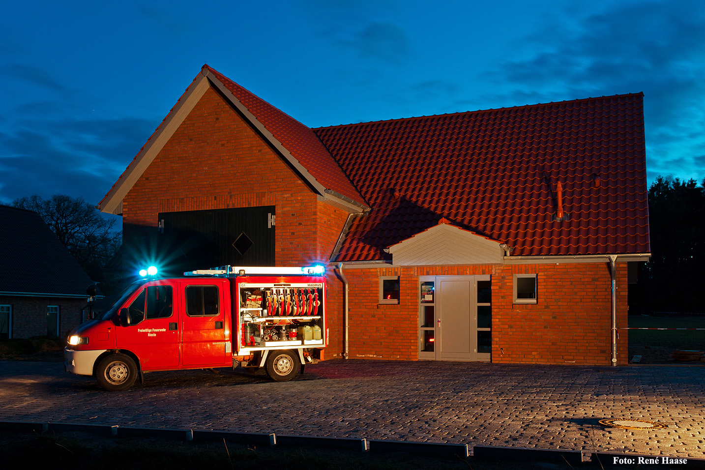 das TSF am neuen Gerätehaus in Rieste 