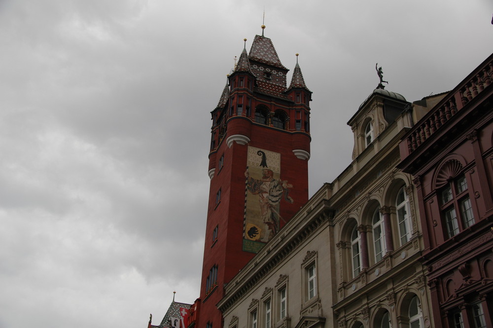 Das Turm von dem Rotem Rathaus