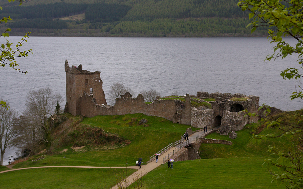 Das Urquhart Castle...