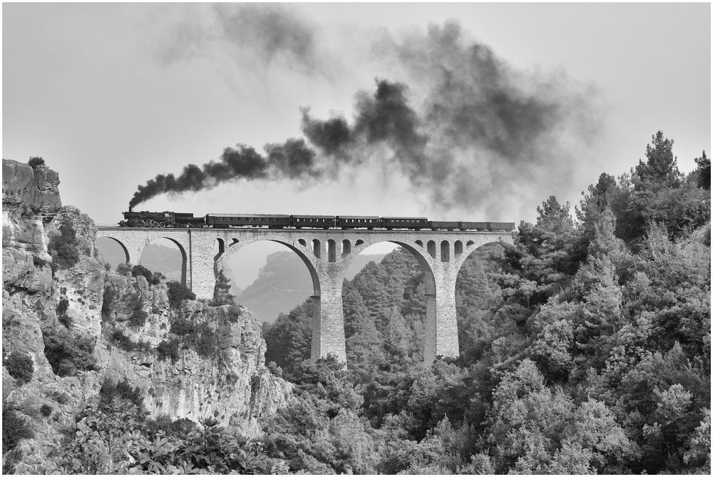 Das Varda Viadukt, klassisch