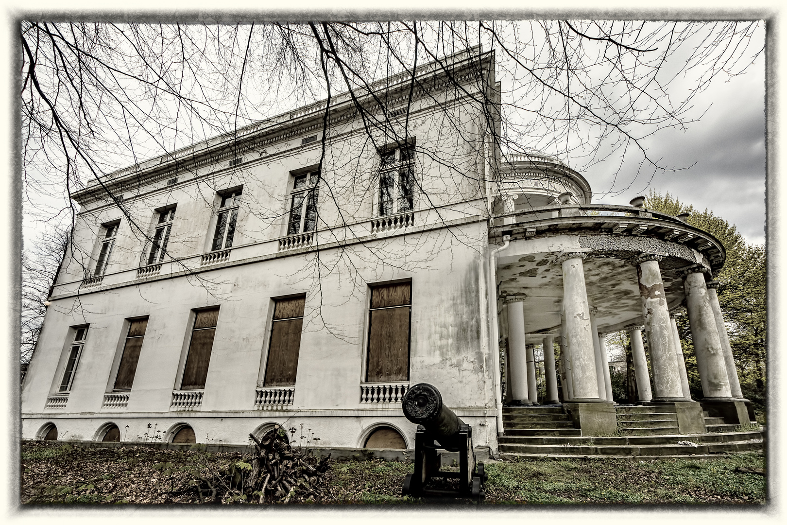 Das verfallene Haus an der Elbchaussee,oder wim wenders "der amerikanische Freund"