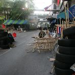 Das verlassen camp von die Rothemde auf Rama 4 Road in Central Bangkok.