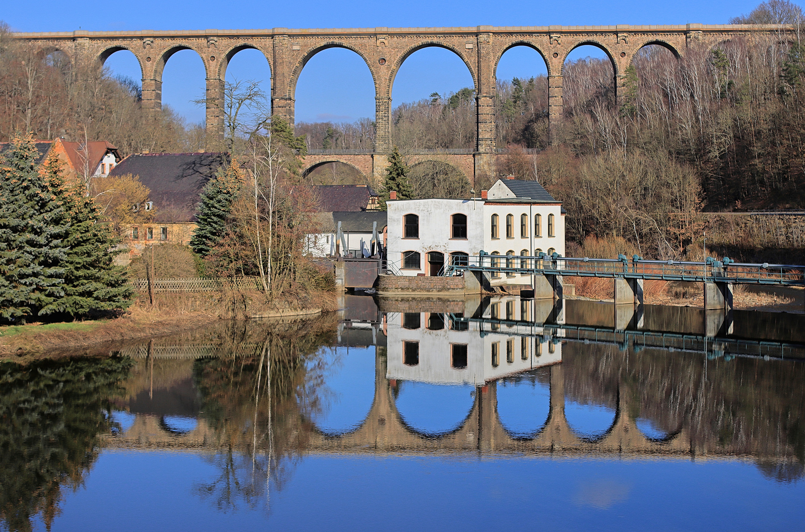 ...das Viadukt... Foto & Bild outdoor, frühling, landschaft Bilder