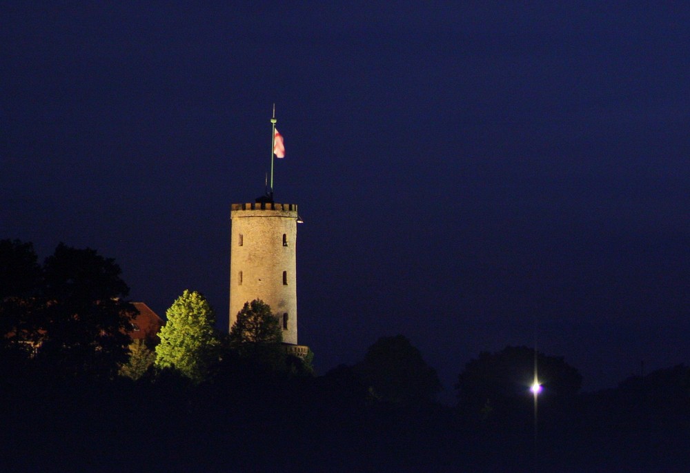 Das Wahrzeichen im Blau der Nacht