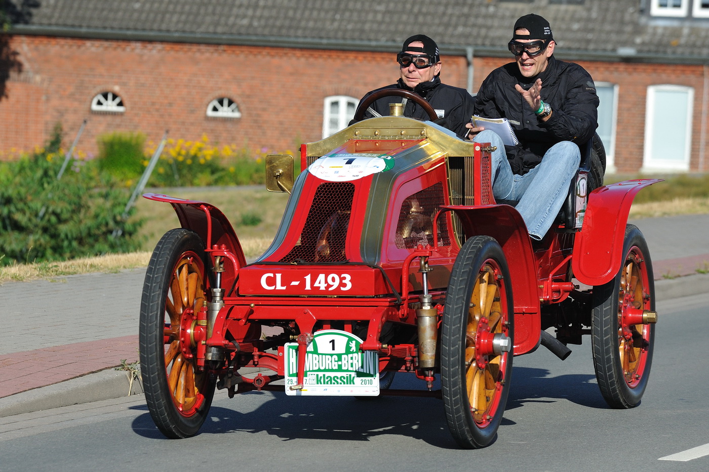 das war die No. 1 und der älteste Teilnehmer (das Auto )