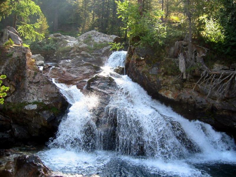 Das Wasser bahnt sich seinen Weg