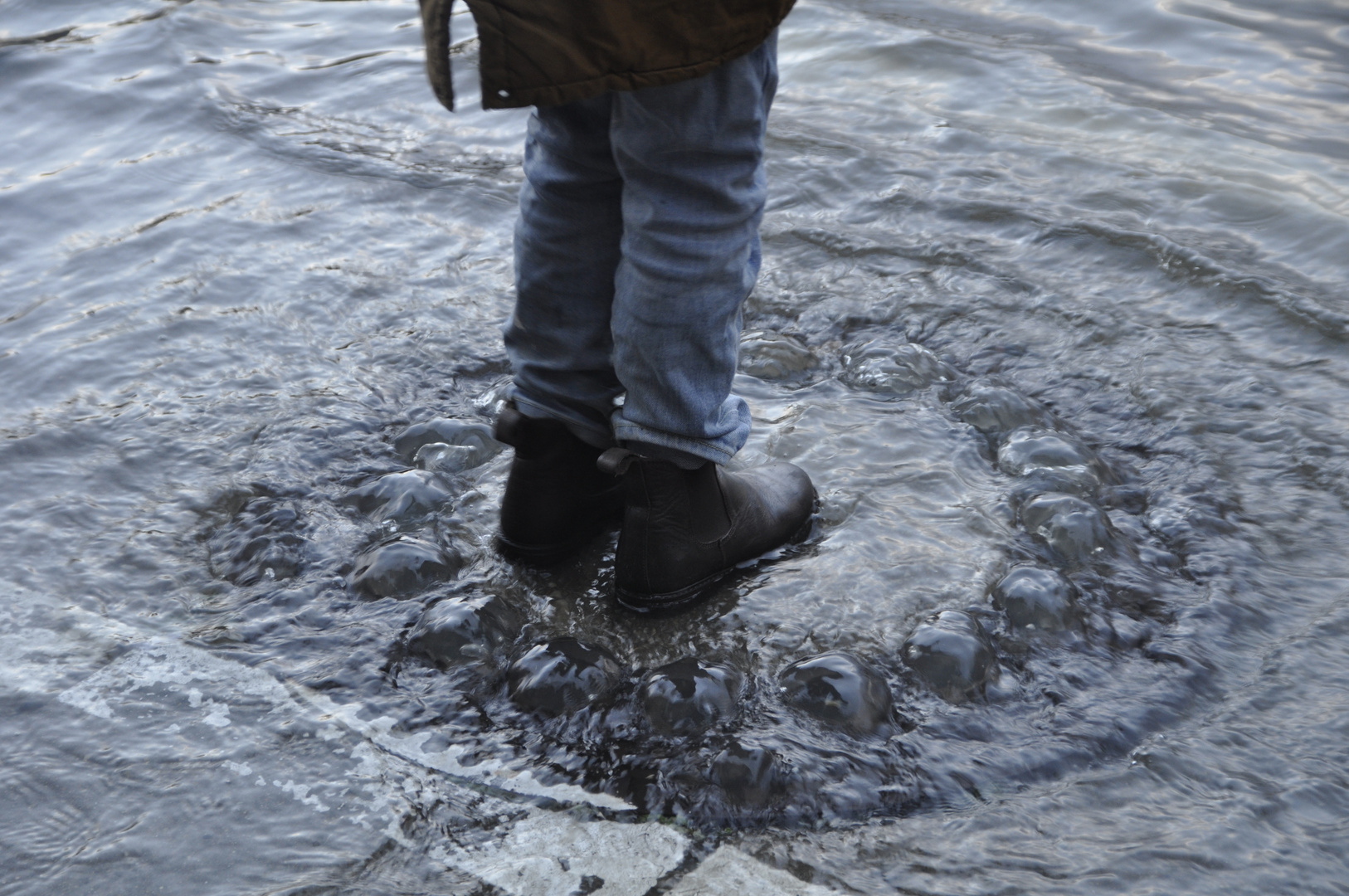 Das Wasser geht, die Kinder kommen...