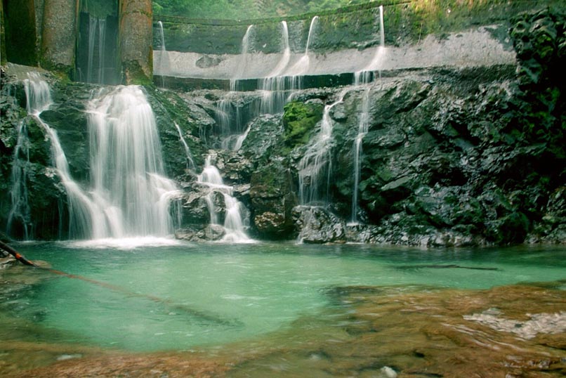 das wasser sucht sich seinen weg