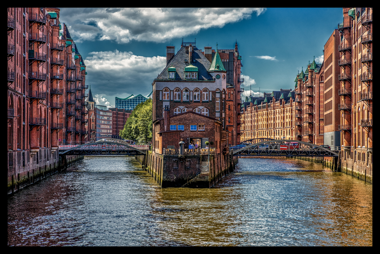 * Das Wasserschloss - color