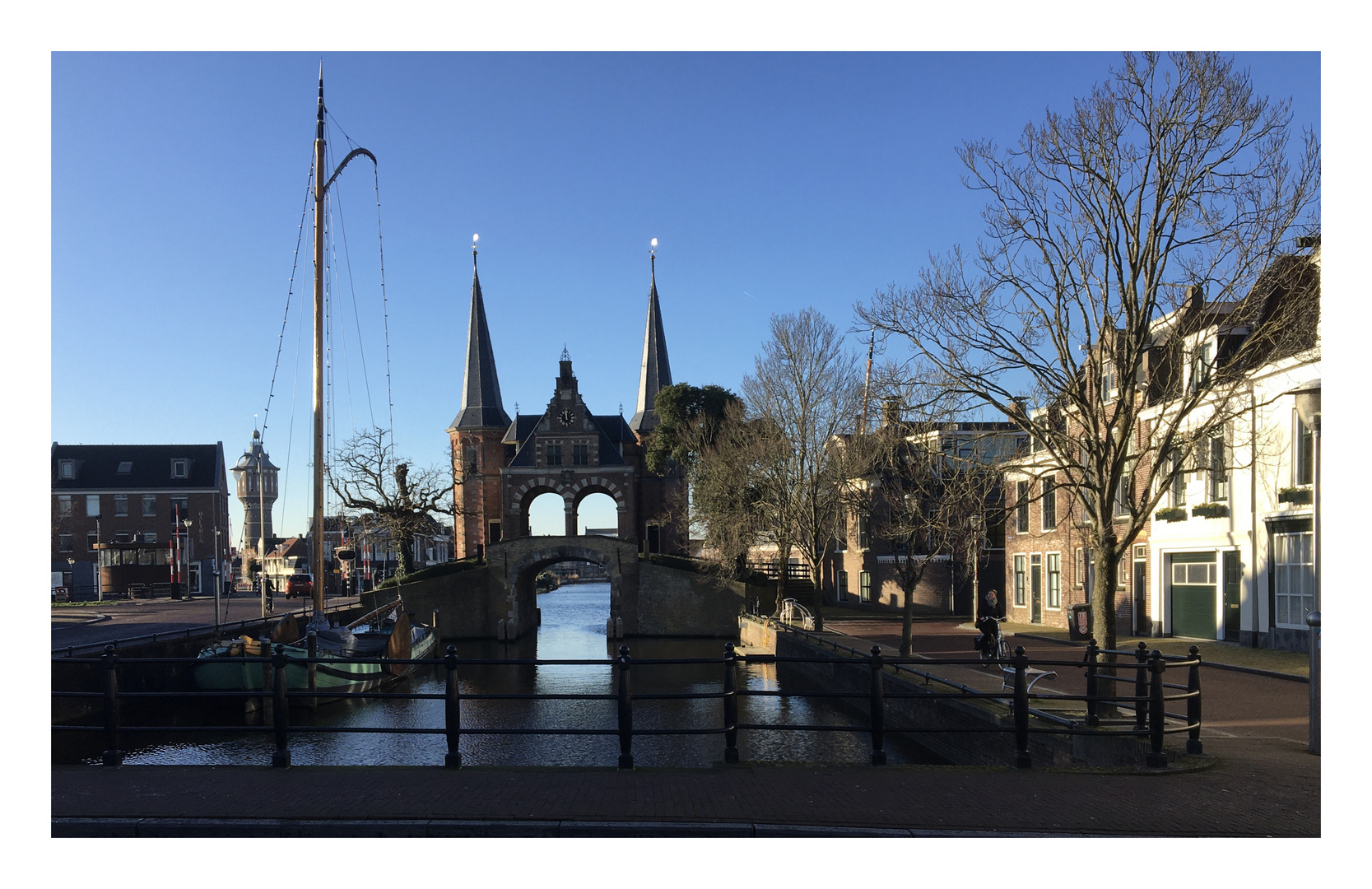 Das "Waterpoort" (Wassertor) in Sneek ...