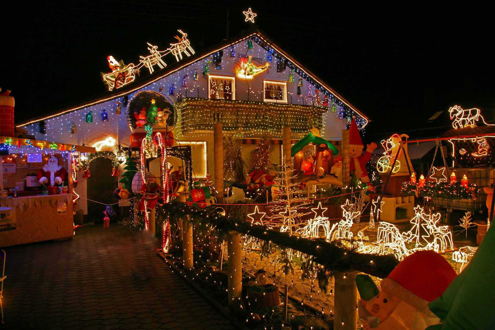 Das Weihnachtshaus in Hunderdorf