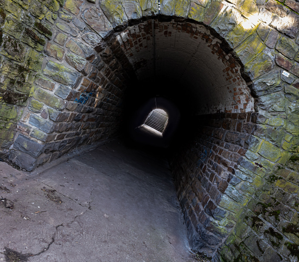 das Wochenende am Ende des Tunnels (2) - llleich alloholi'ierd