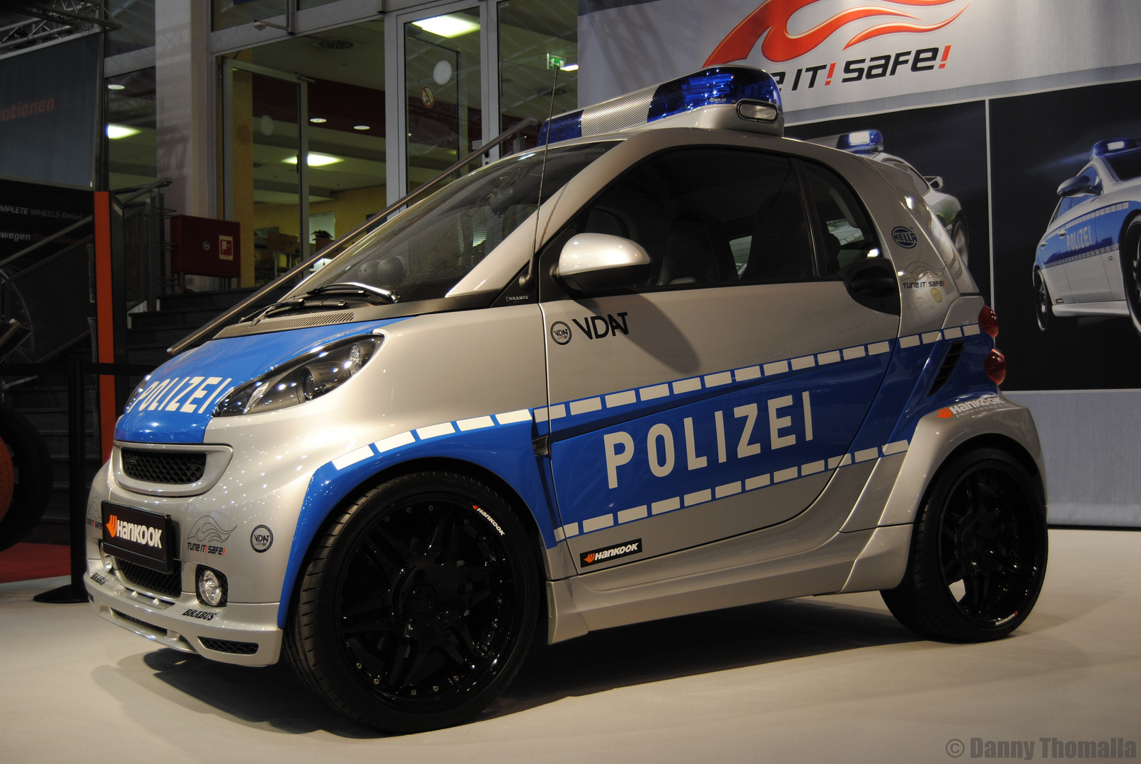 Das wohl kleinste Polizeiauto - Essen Motorshow -