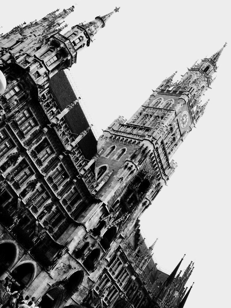 das wunderschöne rathaus von münchen