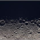 Das x auf dem Mond