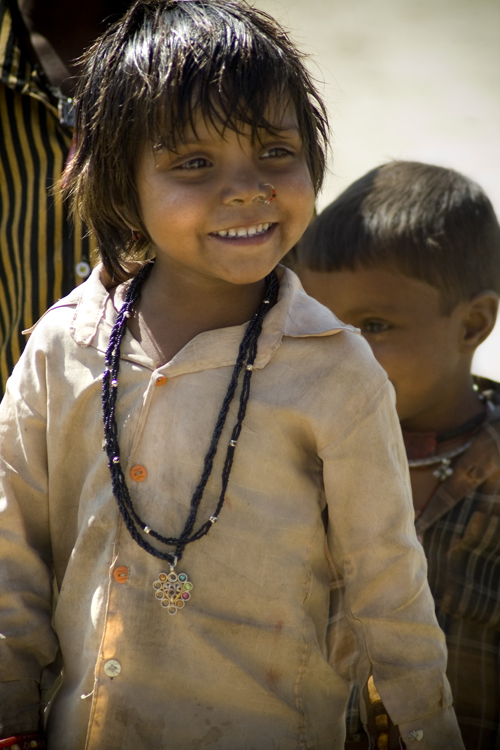 das Zigeunermädchen - Indien, Rajasthan von He Ly 