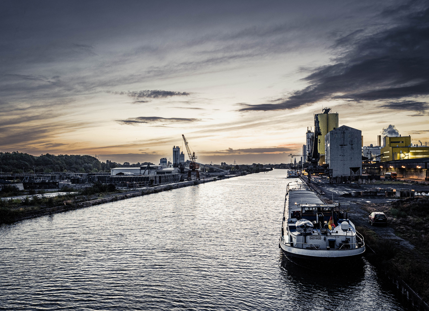 Datteln-Hamm Kanal Foto &amp; Bild | streetfotografie ohne menschen, schiff ...
