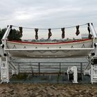 Davit mit Rettungsboot des Segelschulschiffes "Schulschiff Deutschland"