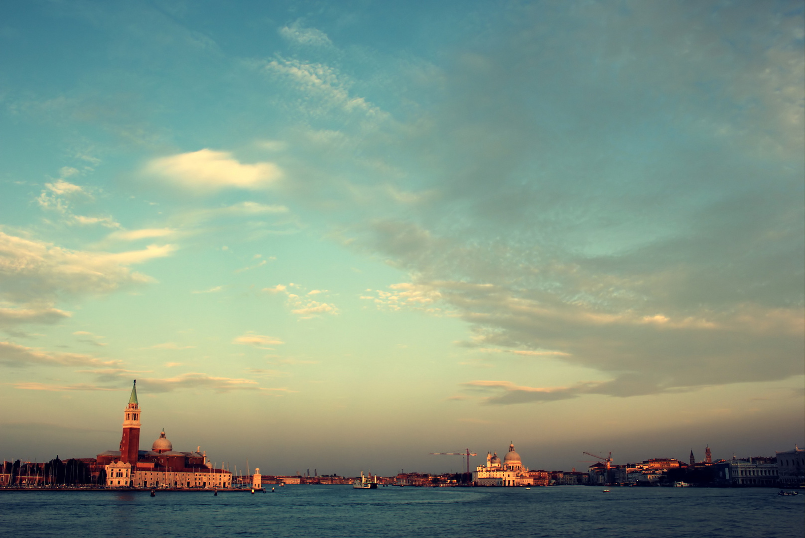 Dawn in Venice. II