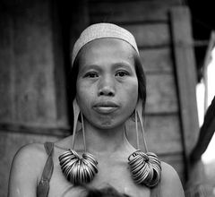 Dayak-Frau aus Kalimantan Timur