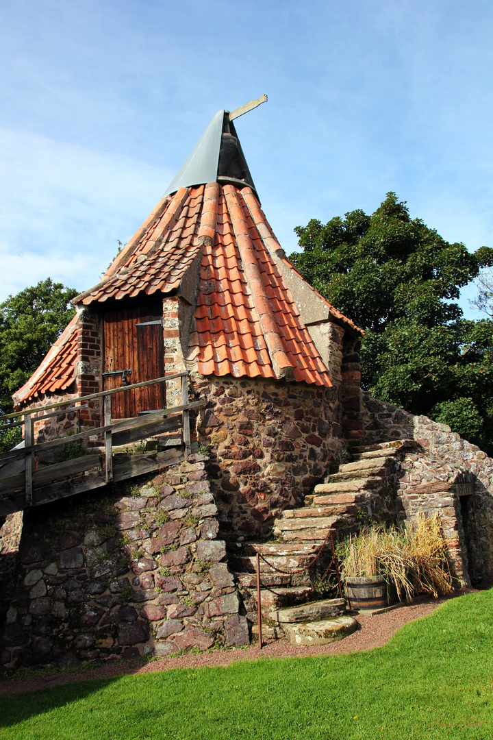 Daydreaming of Scotland LXXX: Preston Mill