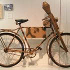 Dazumal: 1945, Fahrrad eines Volkssturmmannes