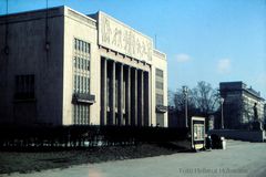 DAZUMAL - DEUTSCHE SPORTHALLE 