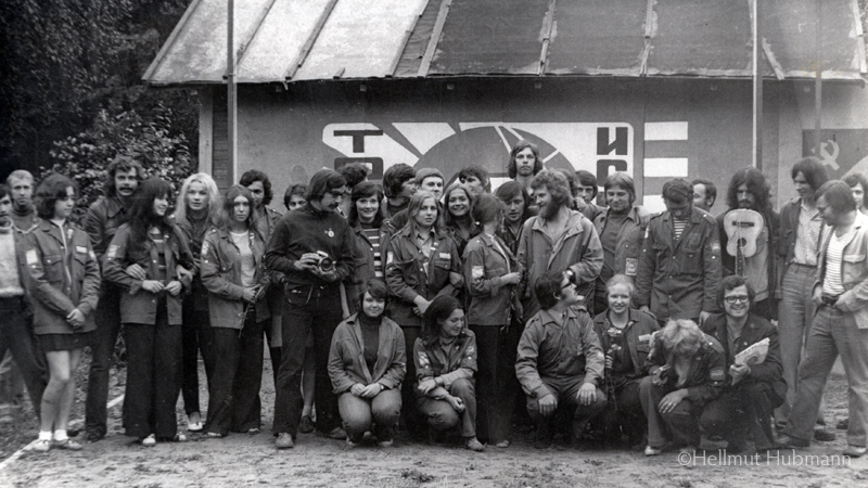 DAZUMAL. GRUPPENFOTO - REPINO 1974