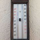 Dazumal- Skala-Wandthermometer