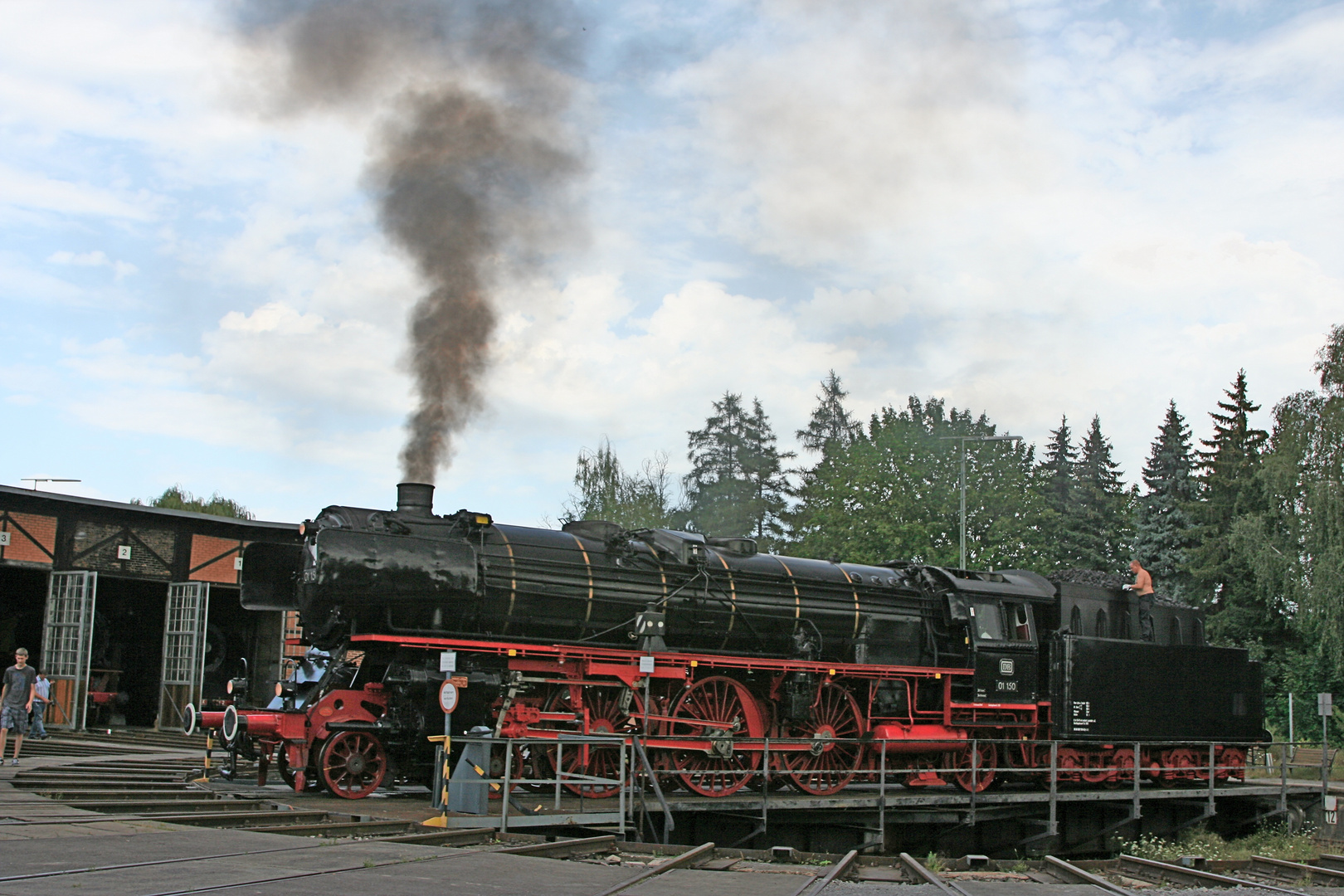 DB 01 150 auf der Drehscheibe im SEH Museum Heilbronn