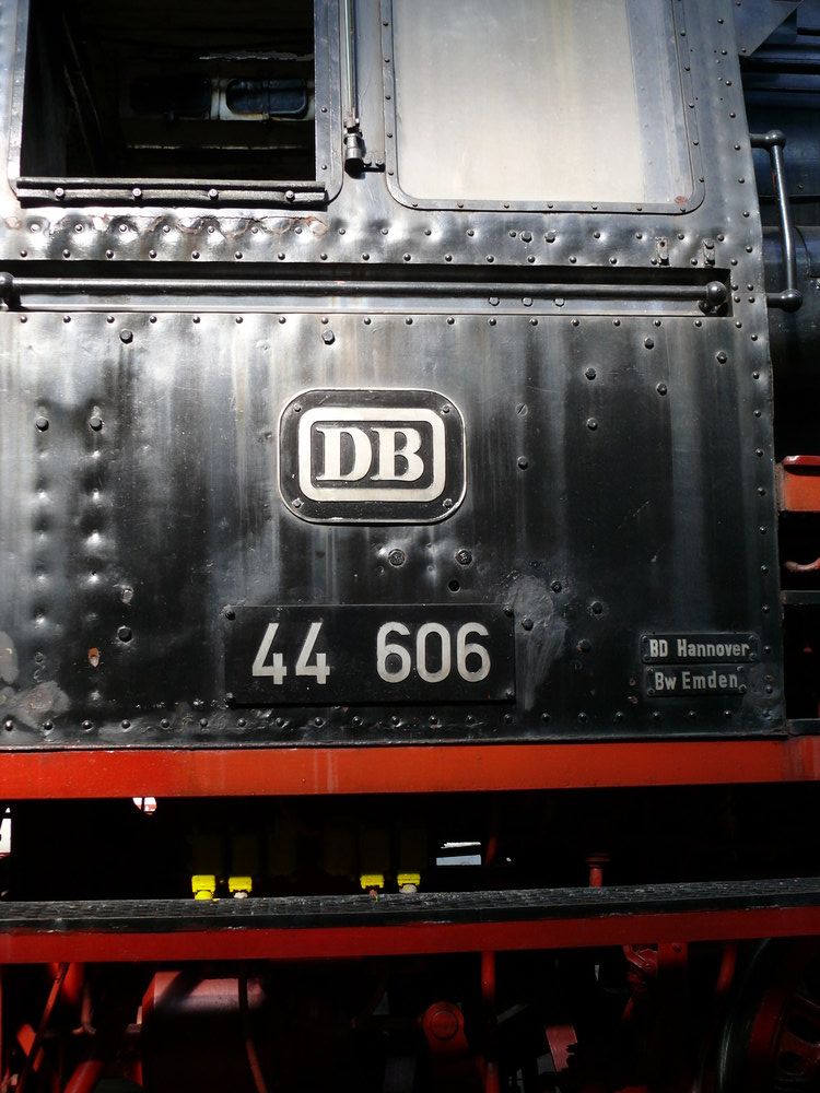 DB 44 606