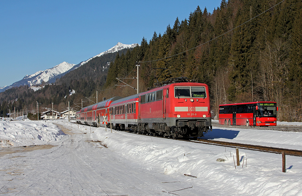 DB Bahn vs. DB Bus