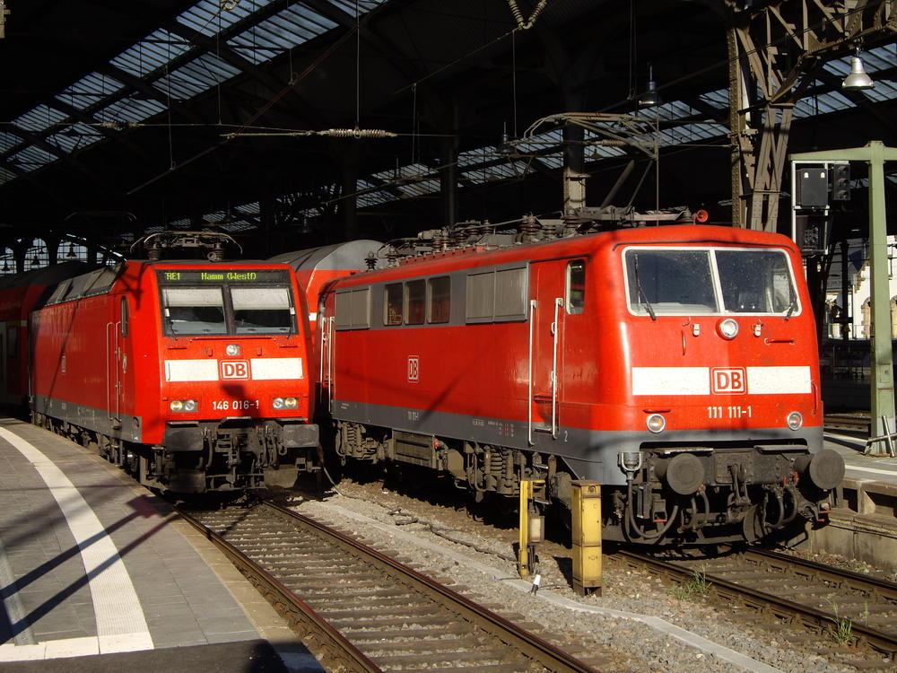 DB Regio BR 146 und 111 in Aachen