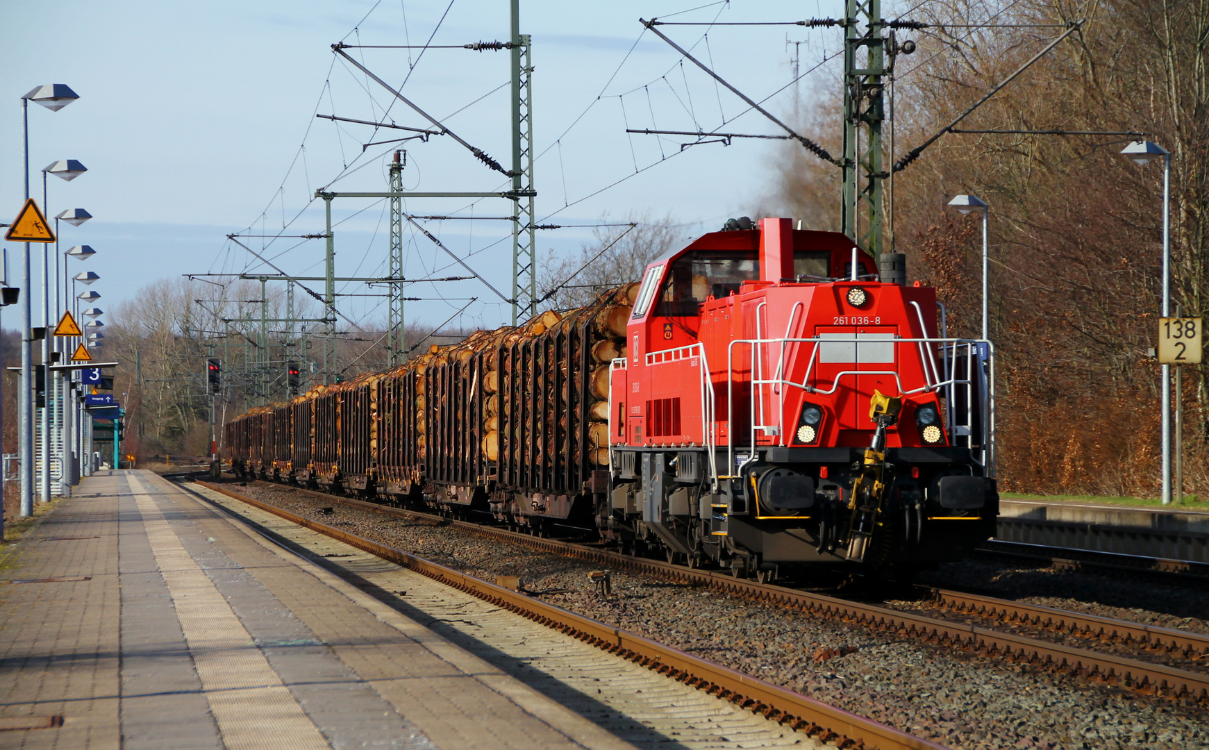 DB Schenker Holzzug am Sonntag