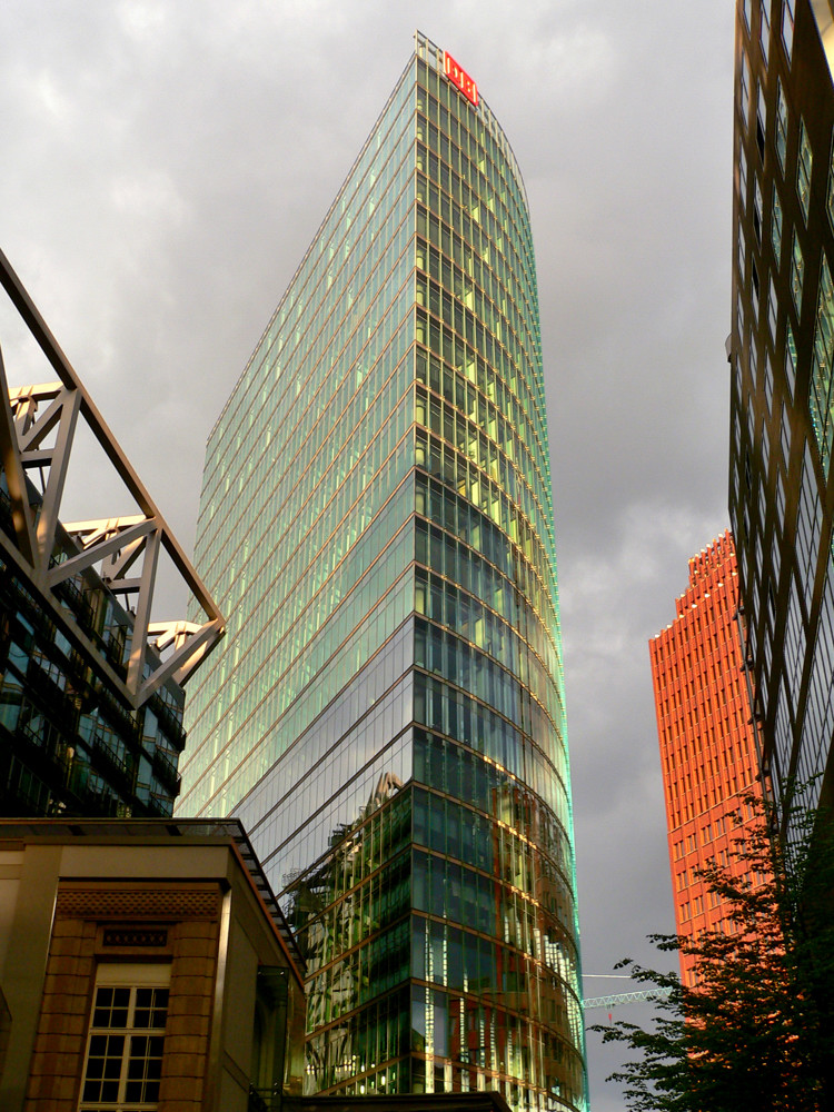 DB-Tower am Potsdamer Platz in Berlin