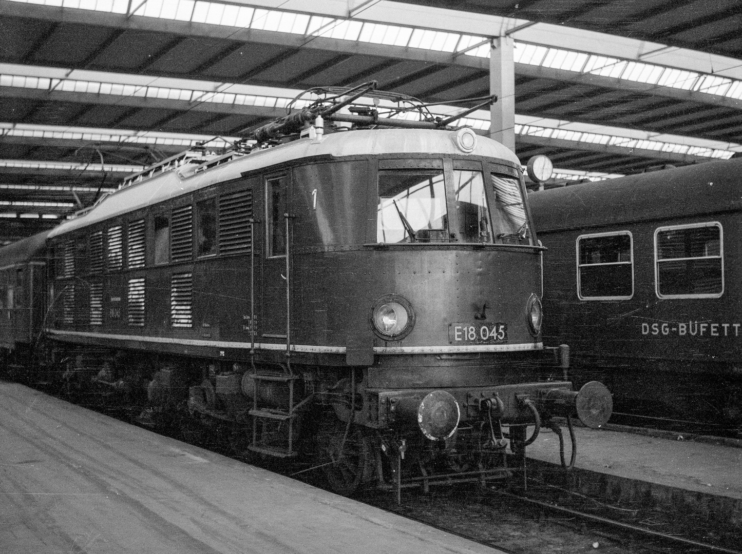 DB vor 50 Jahren: E 18 045