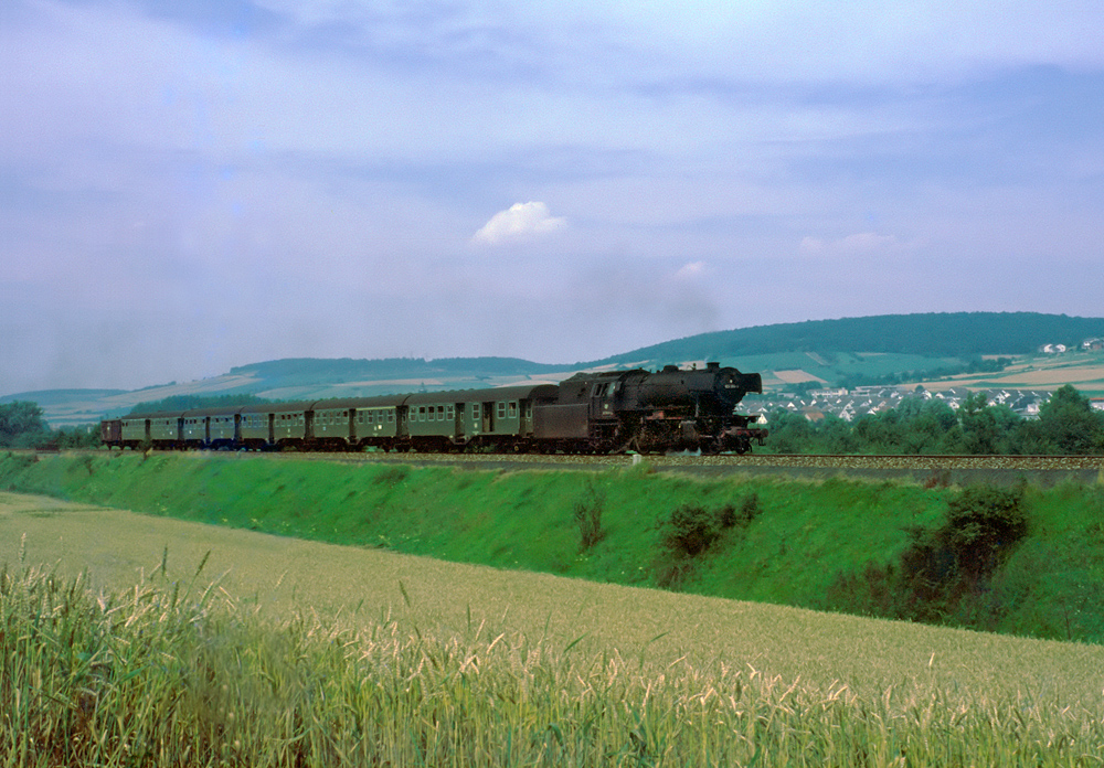 DB-Zug der Siebziger...