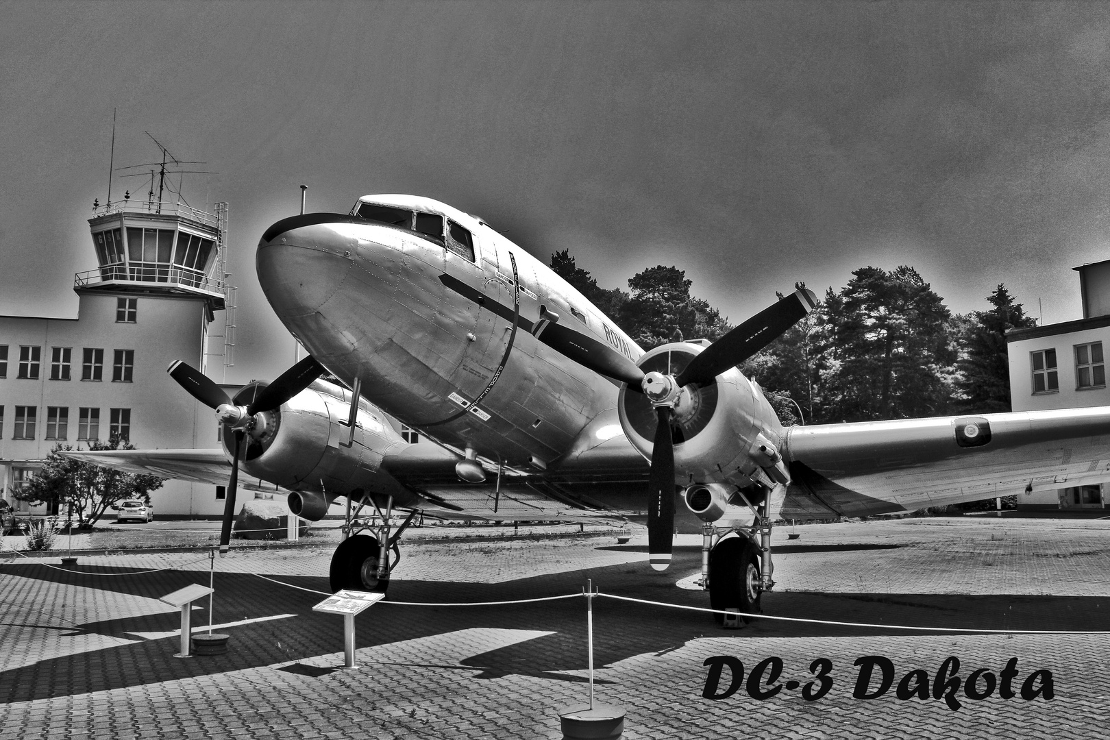 DC-3 Dakota